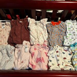 (11) 3-6 Month Onesies